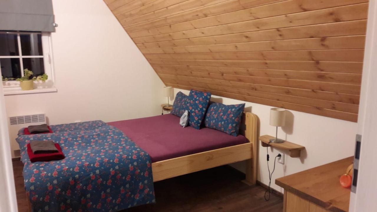 Chaloupka Pod Kanci Stezkou Nova Ves nad Nisou ภายนอก รูปภาพ